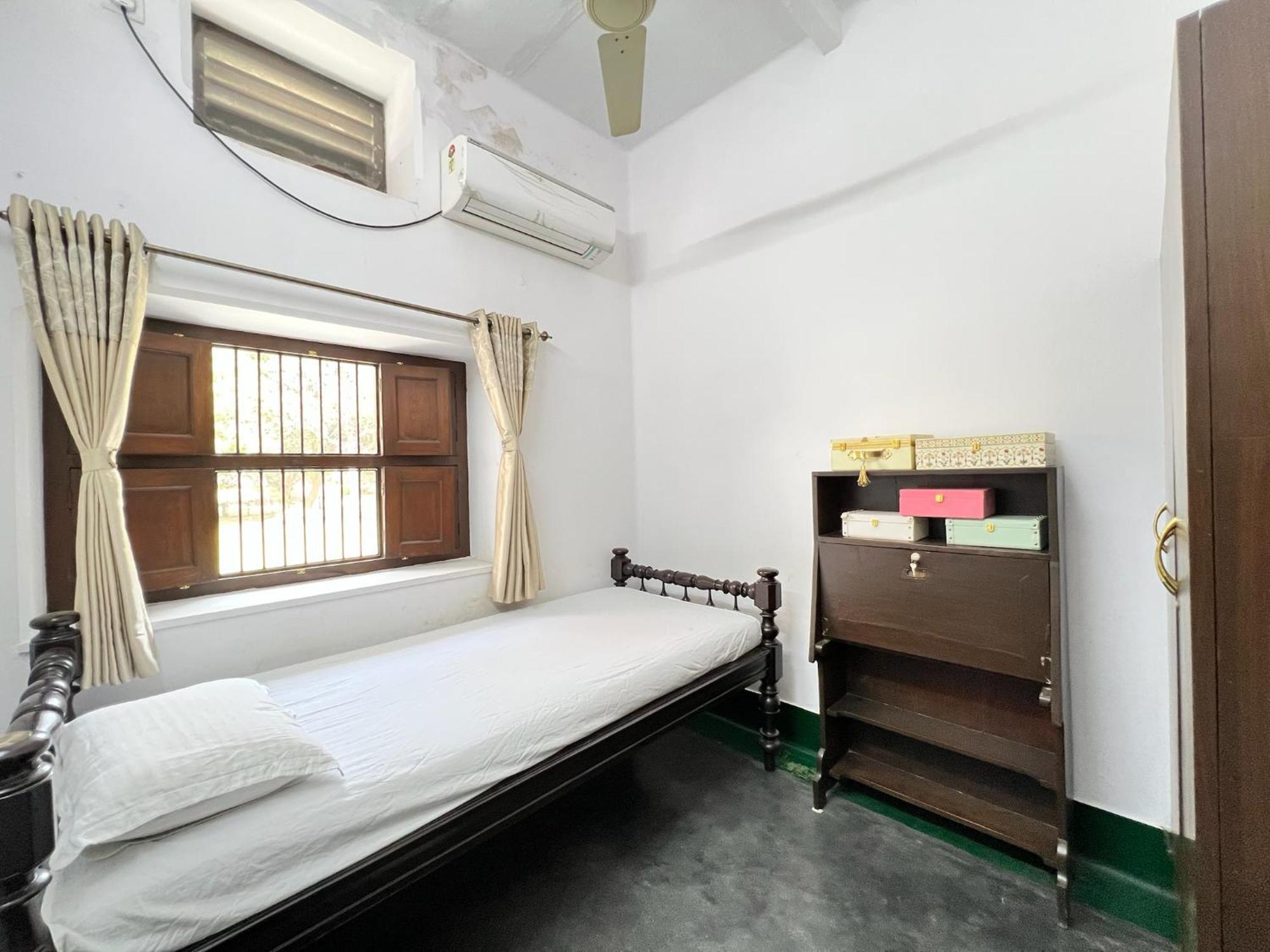 Laxmi Nivas 1949 Bed & Breakfast Secundurabad Екстериор снимка
